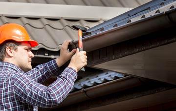 gutter repair Colwell